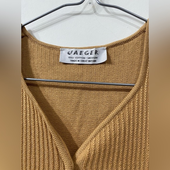 Jaeger Vest/ Sleeveless Top/ Blouse Mother of Pearl Buttons Cotton in Tan M - Picture 2 of 10